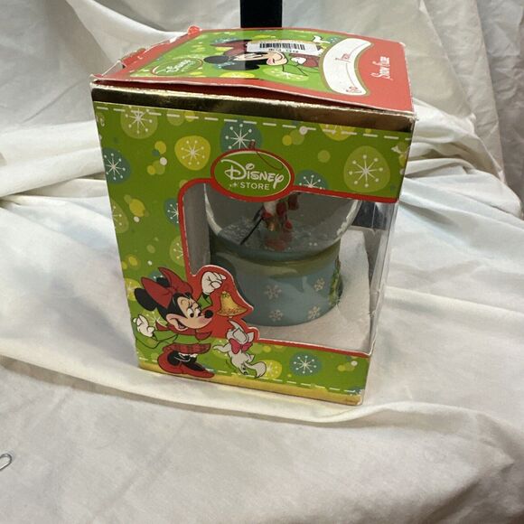 2012, Mickey and Minnie, Ringing the Bell, IOB - Picture 8 of 11